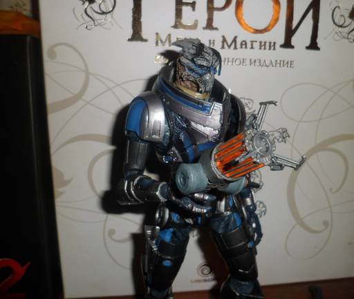 Mass Effect 3 - Play Arts Kai Garrus Vakarian - обзор